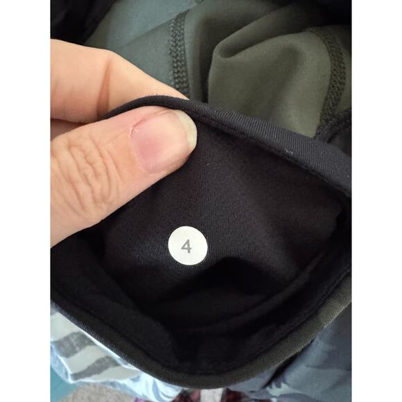 Lululemon Athletica Low Rise 29" Camouflage Workout Leggings Green Size 4 - Picture 5 of 5